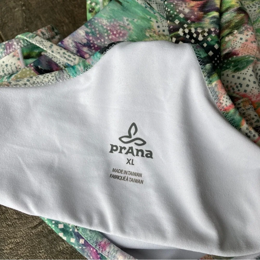 Prana Multicolor‎ Green Purple Watercolor Tank Built In Bra Women’s XL